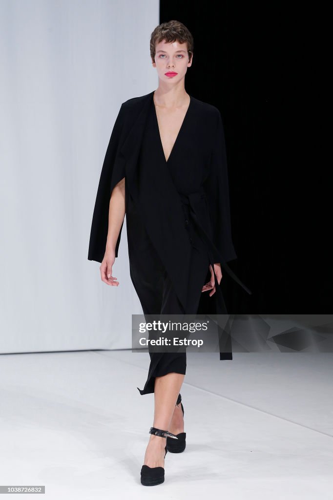 CHALAYAN - Runway - LFW September 2018