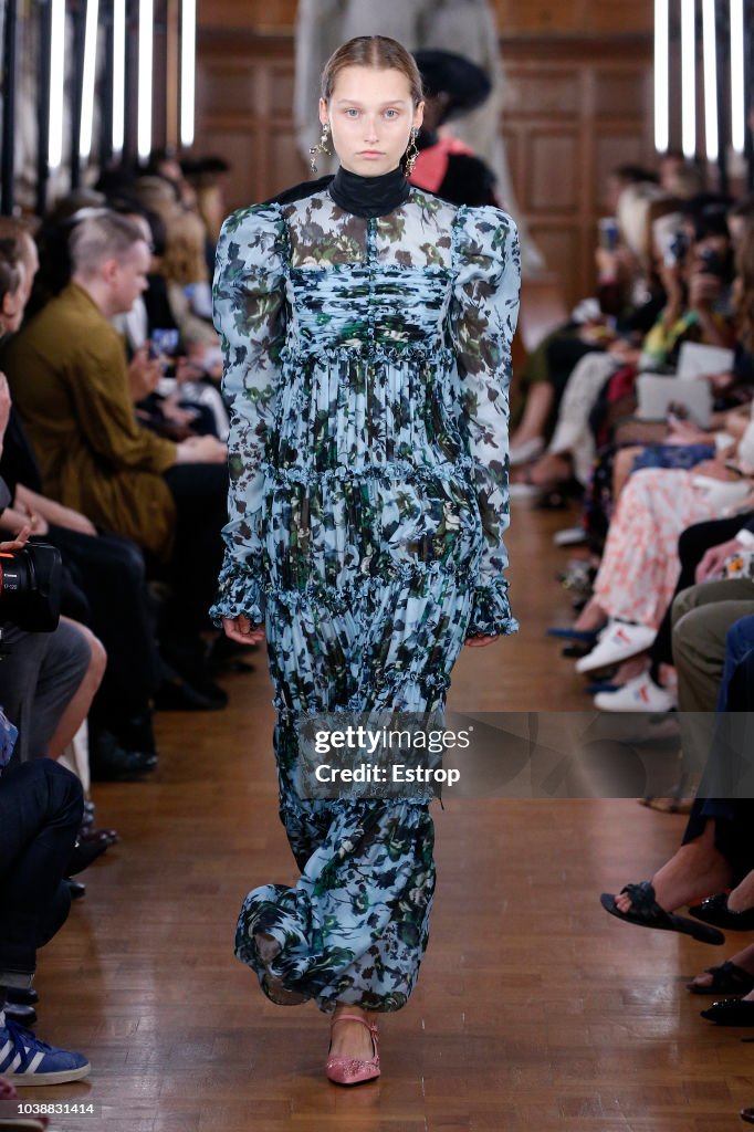 ERDEM - Runway - LFW September 2018