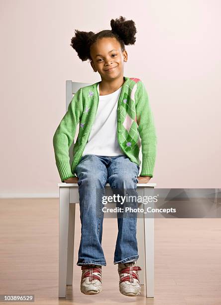 portrait of a young girl - stoel stockfoto's en -beelden