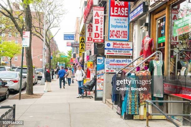 småföretag i urban nyc jackson heights queens stadsdelen - borough bildbanksfoton och bilder