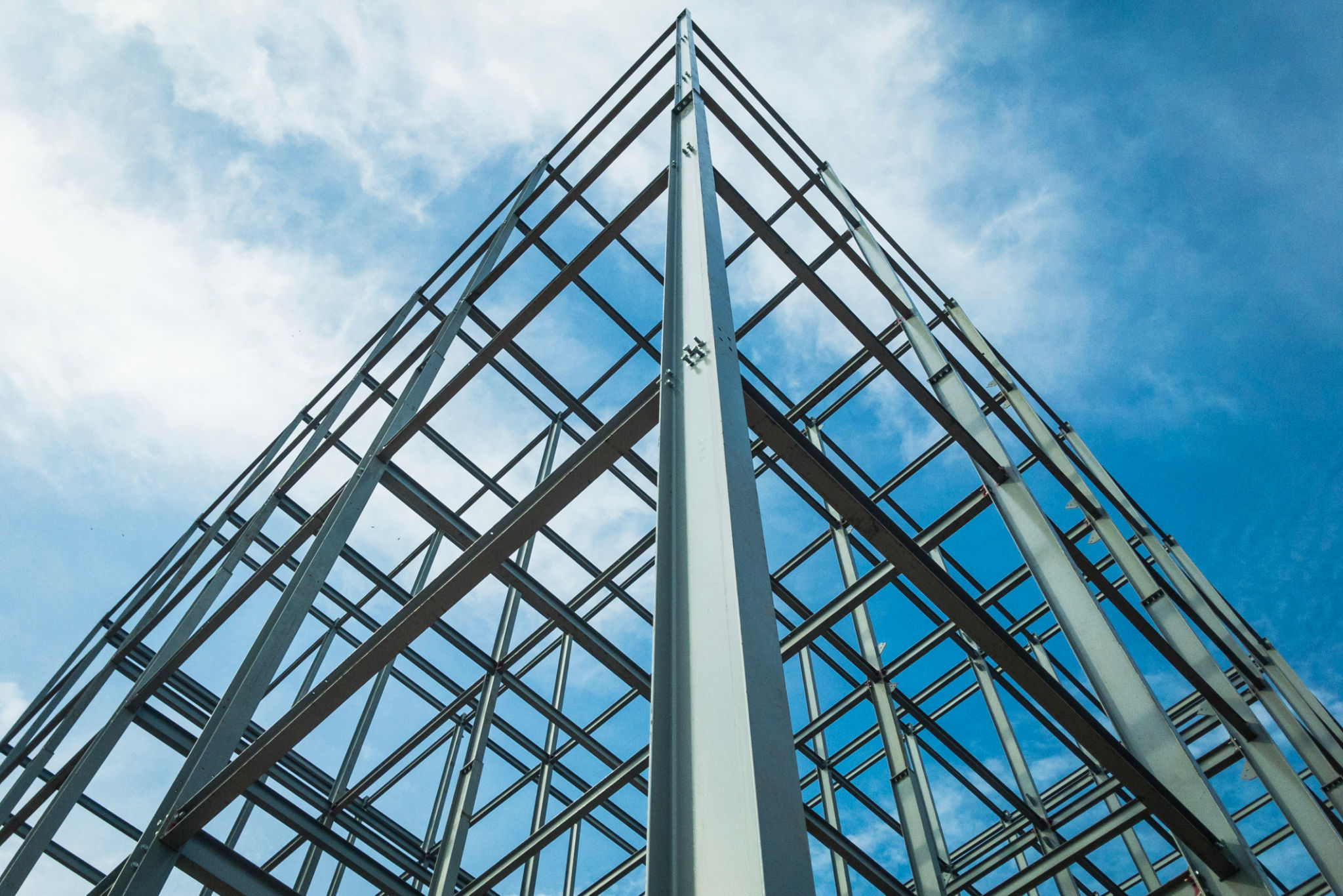 steel building construction