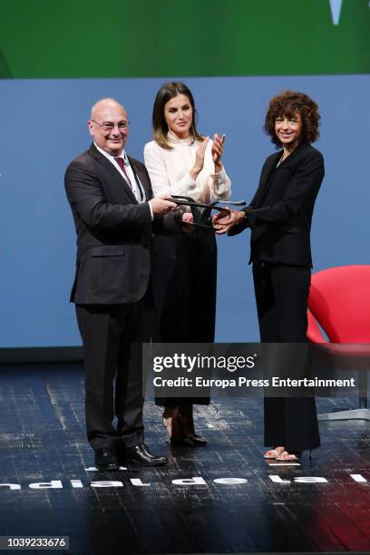 Queen Letizia of Spain presents the 'V De Vida' AECC Awards to Francisco Juan Martinez Mojica, Emmanuelle Charpentier at Canal Theater on September...