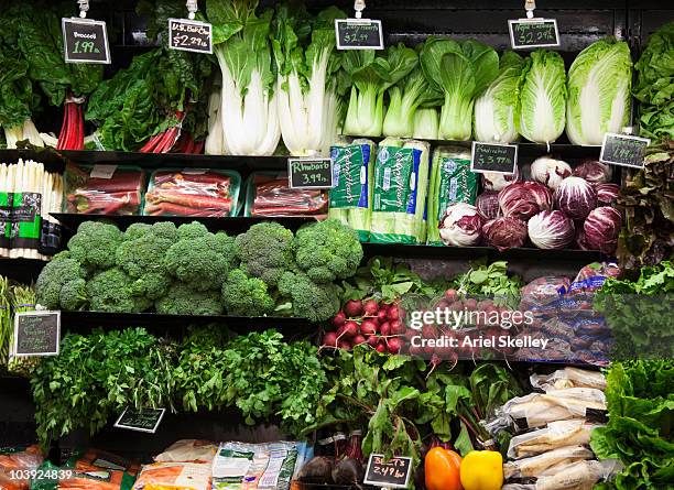 vegetable display at grocery store - produce aisle stock pictures, royalty-free photos & images