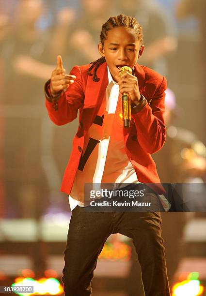 Jaden Smith and Justin Bieber perform at Madison Square Garden on August 31, 2010 in New York City.