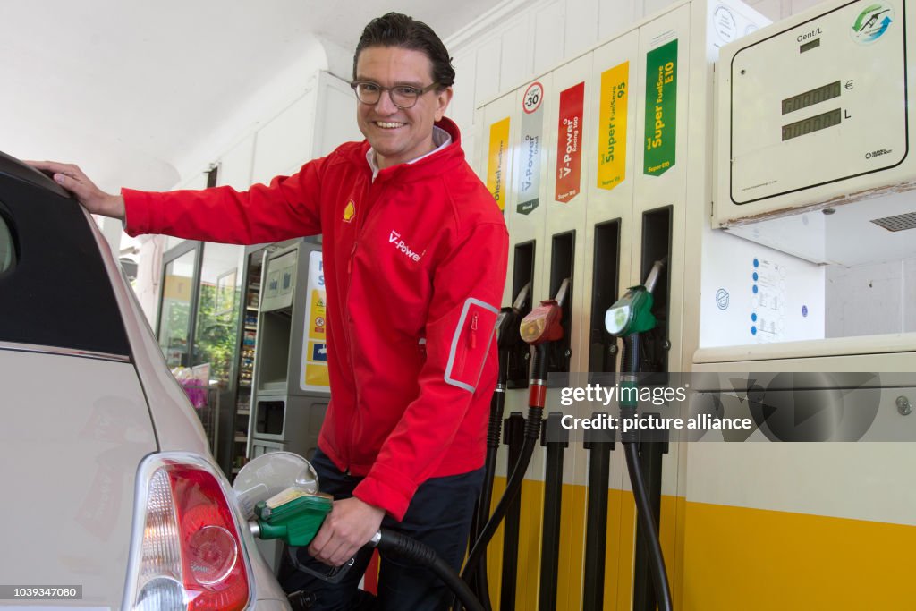 Patrick Kathusing Shell Patrick Carré, General Manager of Shell gas station services... News ...