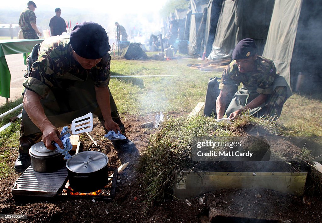 Combat Cooking British Army military chefs prepare a meal for judging in a field ...