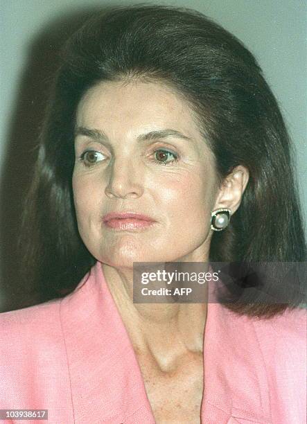 Portrait taken 25 May 1989 in Boston of Jacqueline Kennedy Onassis during a press conference at the John F. Kennedy Library.
