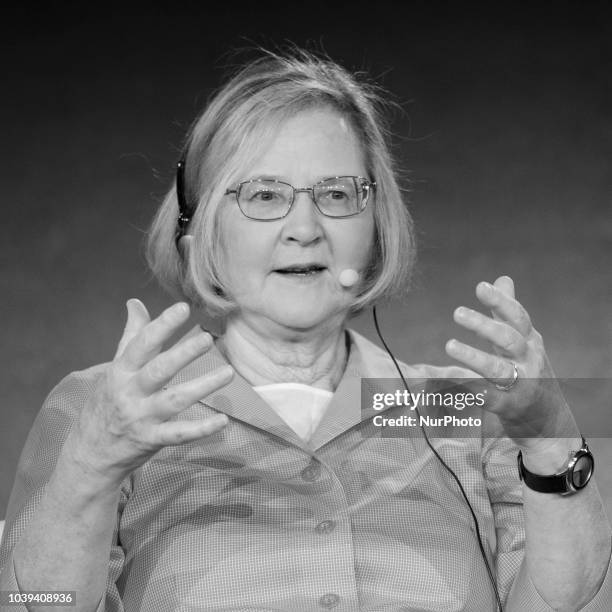 Elizabeth Blackburn attends the 'Presente y Futuro de la Investigación del Cancer' event on September 24, 2018 in Madrid, Spain