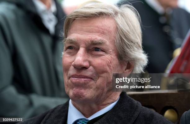 25 Lake Leopold Ii Stock Photos, HighRes Pictures, and Images Getty