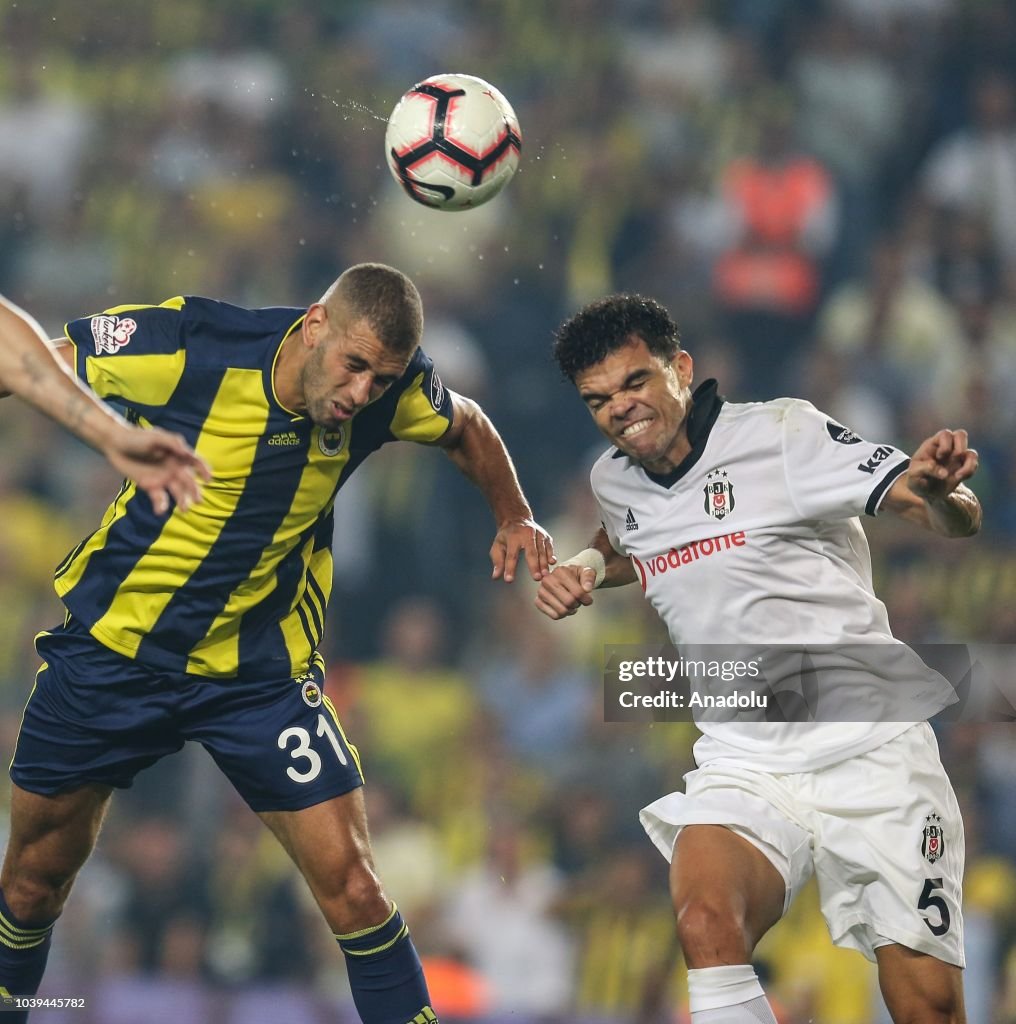 Turkish Super Lig: Fenerbahce v Besiktas