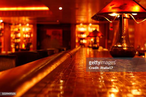 speakeasy estilo bar/club-vista do bartop - speakeasy - fotografias e filmes do acervo