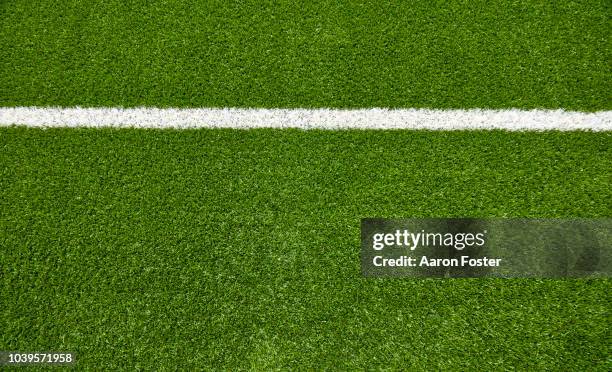 football field - marcar o adversário imagens e fotografias de stock