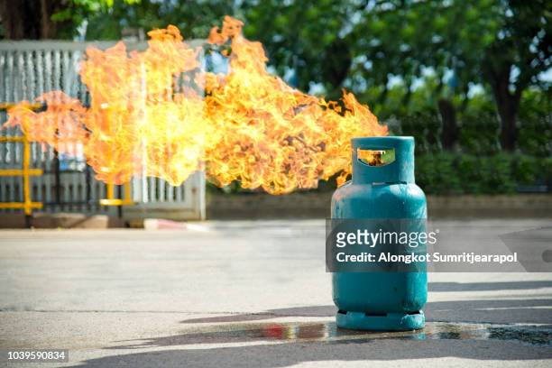 gas flame and explosive from gas tank - fire escape fotografías e imágenes de stock