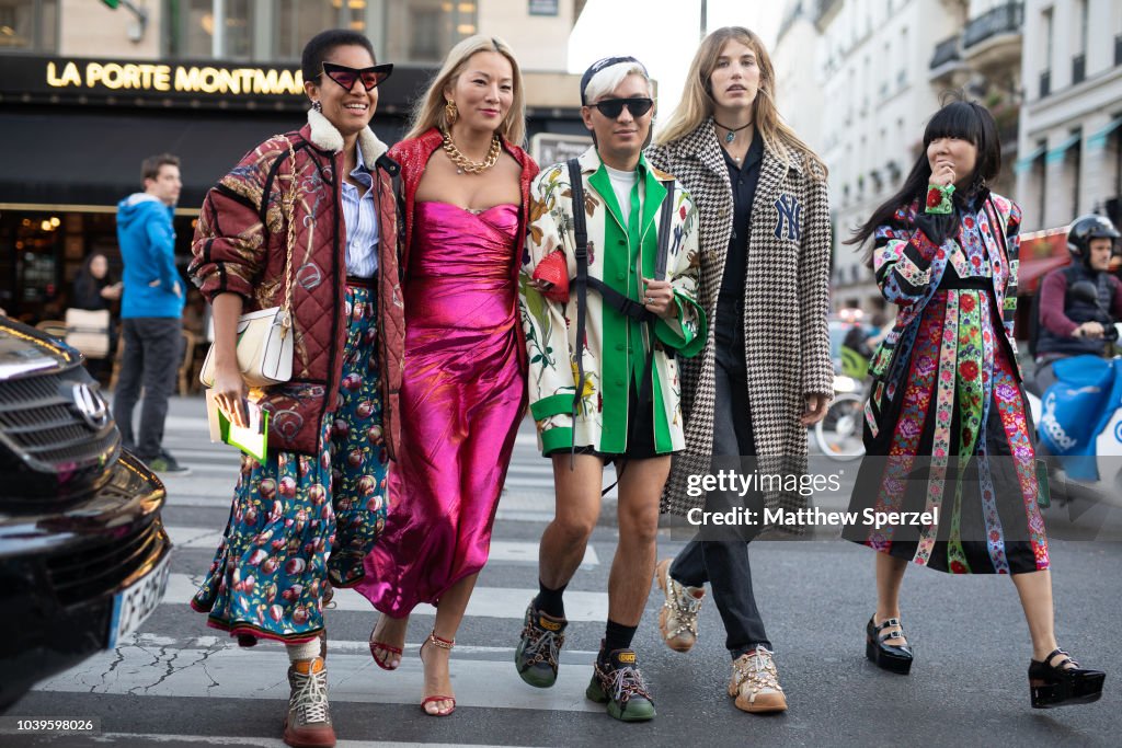 Street Style : Paris Fashion Week Womenswear Spring/Summer 2019 : Day One