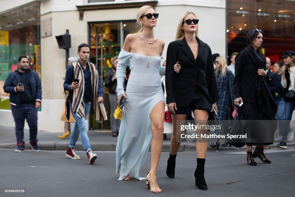 Street Style : Paris Fashion Week Womenswear Spring/Summer 2019 : Day One