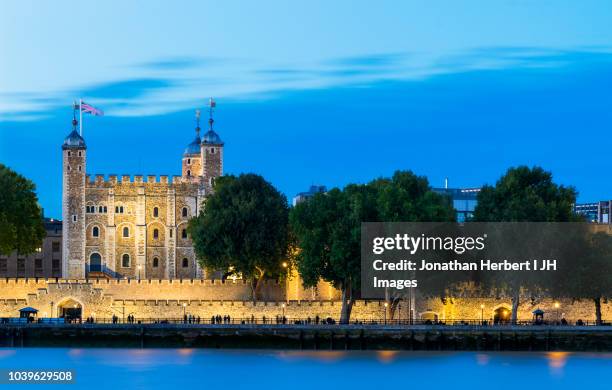 tower of london - tower of london stock-fotos und bilder