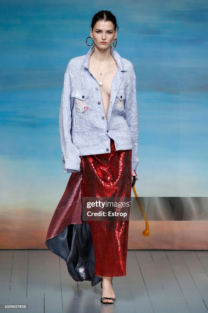 Roberta Einer - Runway - LFW September 2018