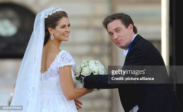 Swedish Princess Madeleine and her husband Chris O'Neill addresses the public at the Royal Palace after their wedding in Stockholm, Sweden, 08 June...