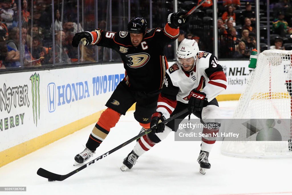 Arizona Coyotes v Anaheim Ducks