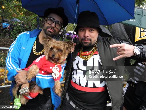 Dog Rapper Costues 1,487 Rapper Costume Stock Photos, High-Res Pictures, and Images ...