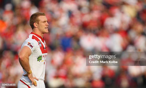 Ben Creagh of the Dragons shouts instructiuions to his team during the NRL Fourth Qualifying Final match between the St George Illawarra Dragons and...
