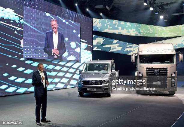 Management board member with responsibility for commercial vehicles, Andreas Renschler, iintroduces the VW Constellation tractor and a MAN TGE 3.180...