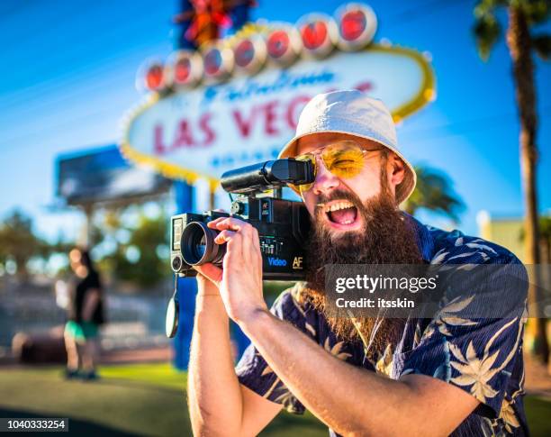 vastleggen van het moment in las vegas - disobedience film stockfoto's en -beelden