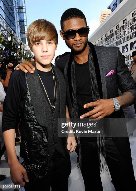 Justin Bieber and Usher arrives at the 2010 MTV Video Music Awards held at Nokia Theatre L.A. Live on September 12, 2010 in Los Angeles, California.