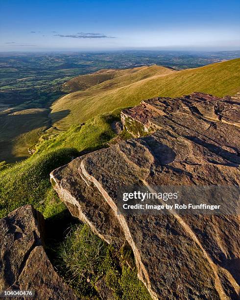 looking out from corn ddu - corn ddu stock pictures, royalty-free photos & images
