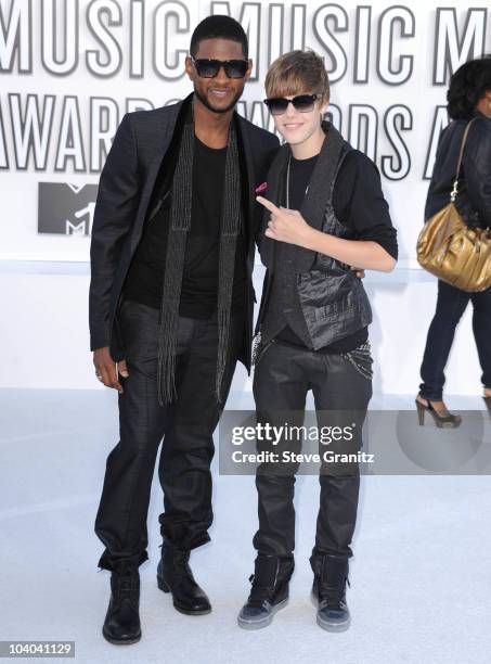 Usher and Justin Bieber attends the 2010 MTV Video Music Awards at Nokia Theatre L.A. Live on September 12, 2010 in Los Angeles, California.