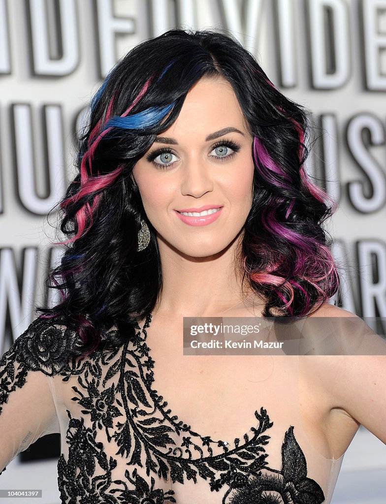 2010 MTV Video Music Awards - Red Carpet