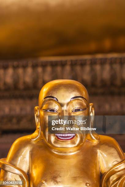 bangkok, ko ratanakosin area, wat pho, buddha statue - ko ratanakosin stock pictures, royalty-free photos & images