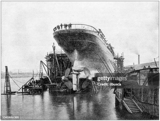 stockillustraties, clipart, cartoons en iconen met antieke foto: schip bouwsector - ship building