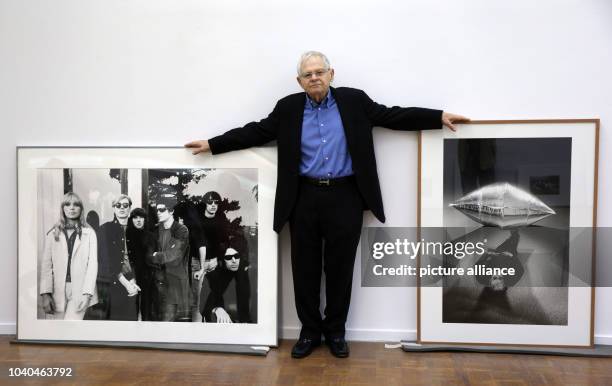 Photographer Steve Schapiro poses during a press conference on his exhibition 'Steve Schapiro, Then and Now, A Retrospective', which is being set up...