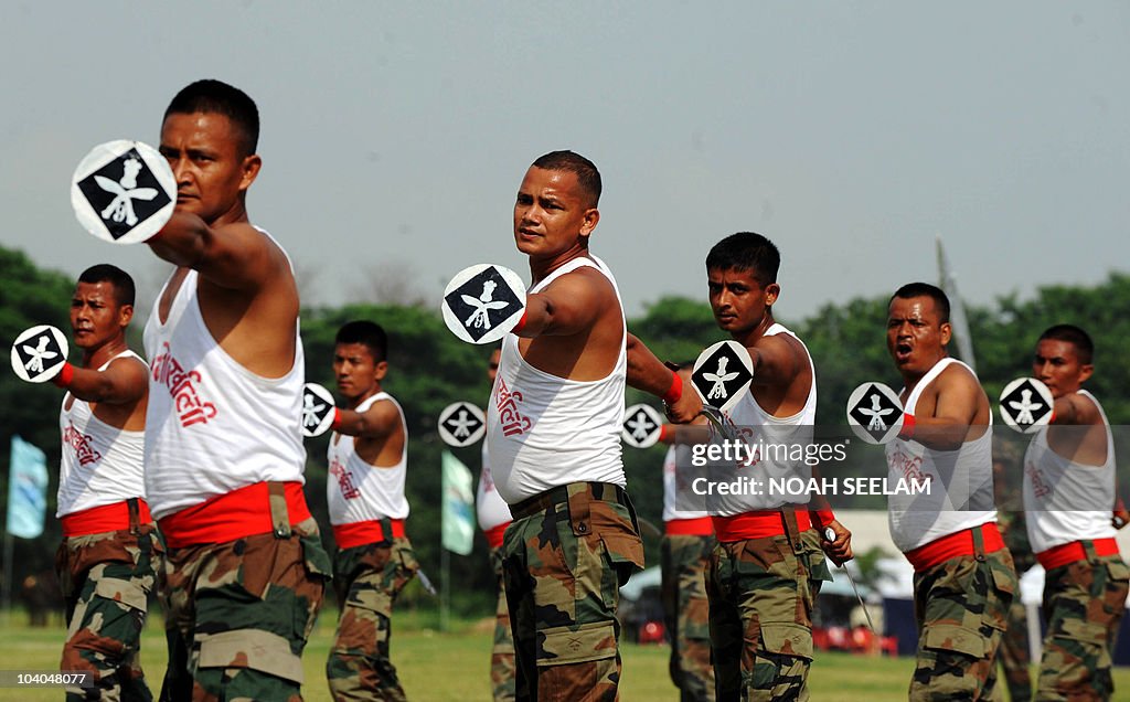 Indian soldiers of the 4/9 Gurkha Regime