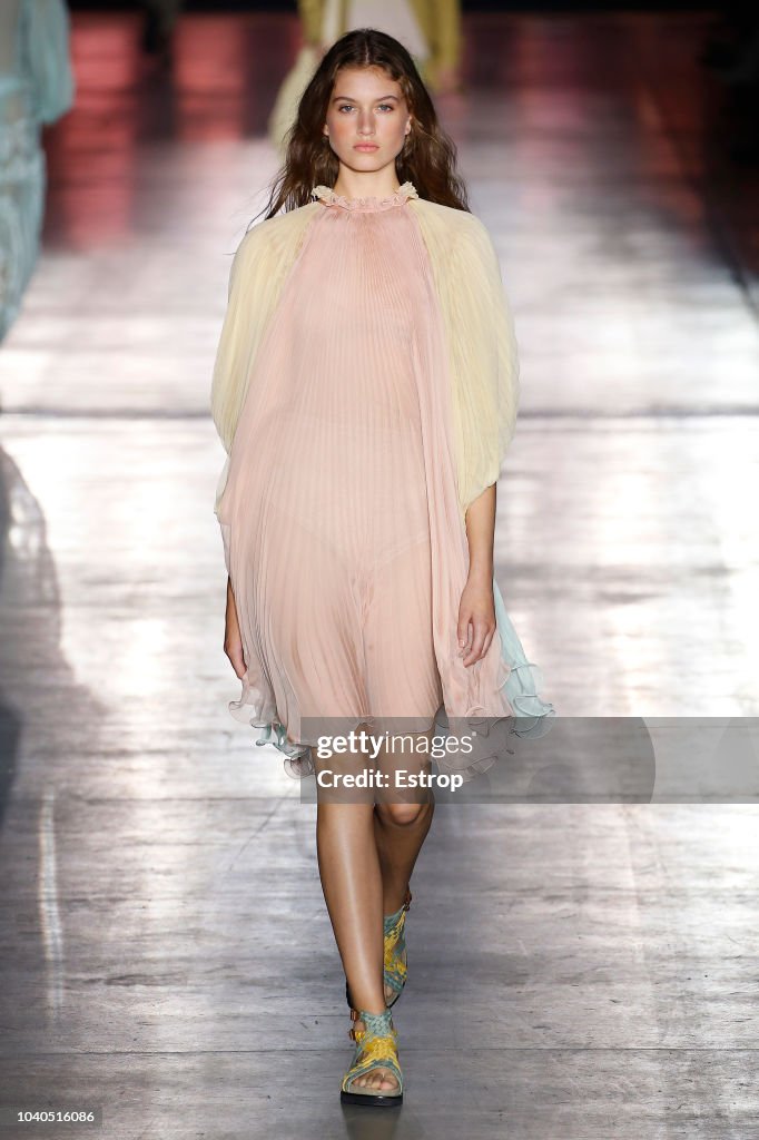 Alberta Ferretti - Runway - Milan Fashion Week Spring/Summer 2019