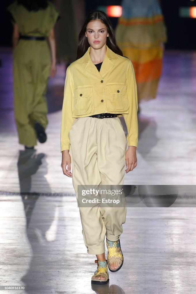 Alberta Ferretti - Runway - Milan Fashion Week Spring/Summer 2019