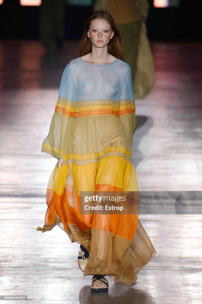 Alberta Ferretti - Runway - Milan Fashion Week Spring/Summer 2019