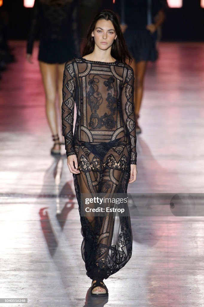 Alberta Ferretti - Runway - Milan Fashion Week Spring/Summer 2019