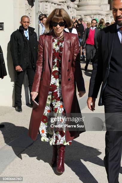 Anna Wintour leaves the Maison Margiela show as part of the Paris Fashion Week Womenswear Spring/Summer 2019 on September 26, 2018 in Paris, France.