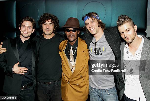 Jackson Rathbone Girlfriend Photos and Premium High Res Pictures ...