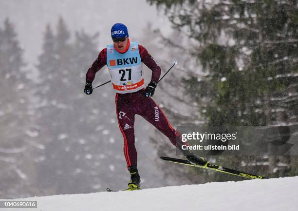 Andrey Melnichenko in Aktion waehrend dem FIS Langlaufweltcup der Damen und Herren, am 10. Dezember 2017 in Davos.