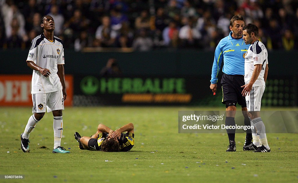 Columbus Crew v Los Angeles Galaxy