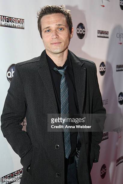 Actor Seamus Dever attends the "Castle" Season 3 Premiere Party on September 13, 2010 in Los Angeles, California.