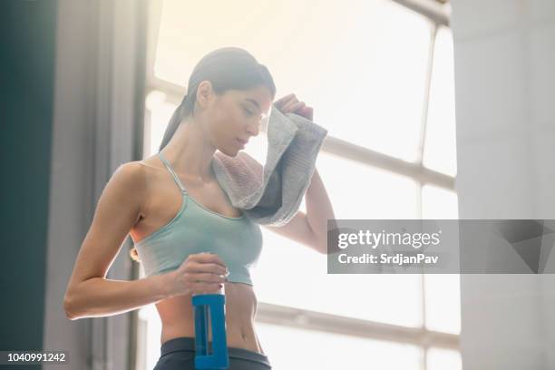 exhausting session - sweating gym stock pictures, royalty-free photos & images