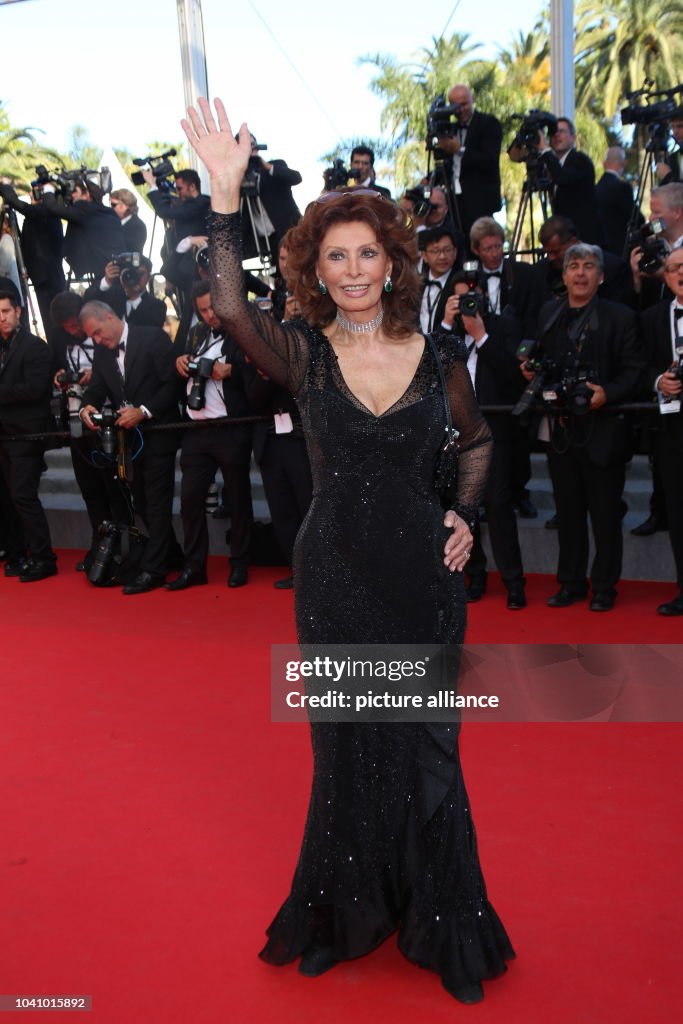 italian-actress-sophia-loren-attends-the-closing-ceremony-of-the-67th-cannes-international.jpg