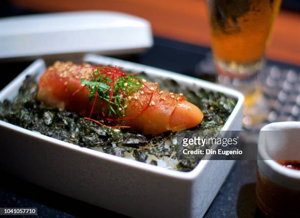 "karashi-mentaiko" a popular japanese side dish. - prefectura de fukuoka fotografías e imágenes de stock