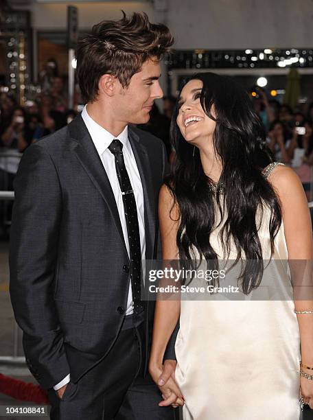 Actors Vanessa Hudgens and Zac Efron attends the "Charlie St. Cloud" Premiere at Regency Village Theatre on July 20, 2010 in Westwood, California.