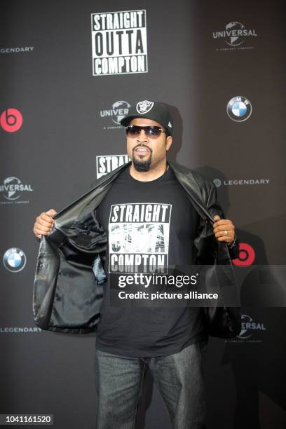 Producer and American rap musician Ice Cube arrives at the European premiere of the film 'Straight Outta Compton' in Berlin, Germany, 18 August 2015....