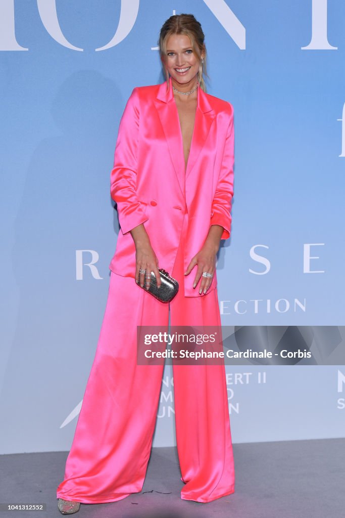Toni Garrn attends the Monte-Carlo Gala for the Global Ocean 2018 on